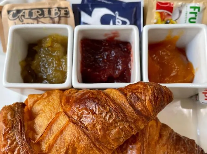 לינה וארוחת בוקר Ca' De Tobia