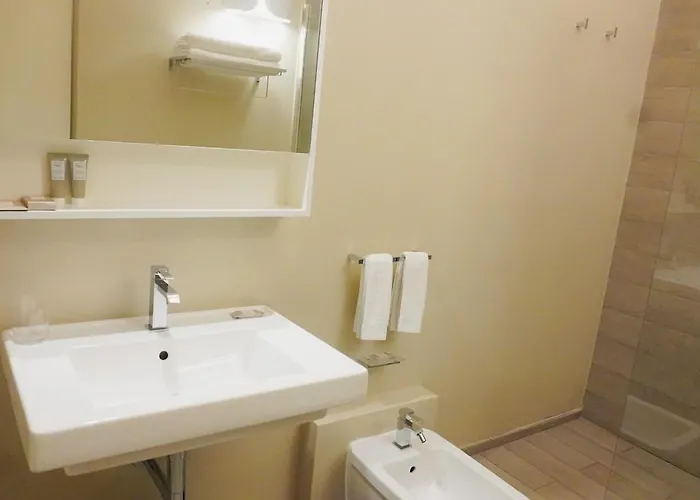 Ca' De Tobia לינה וארוחת בוקר נולי