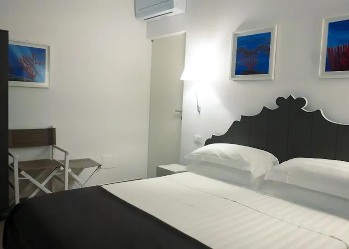 Ca' De Tobia Bed & Breakfast Noli