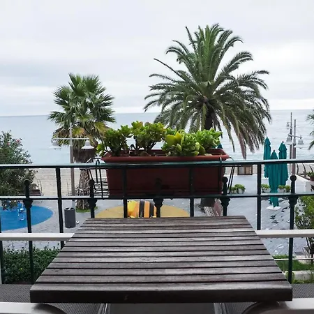 Ca' De Tobia Bed & Breakfast Noli