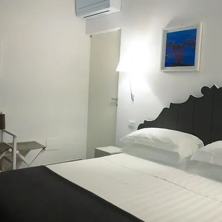 Ca' De Tobia Bed & Breakfast Noli
