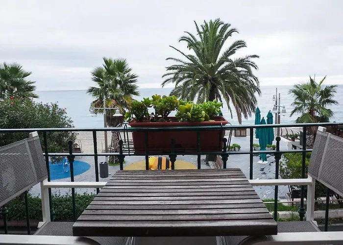 Ca' De Tobia Bed & Breakfast Noli